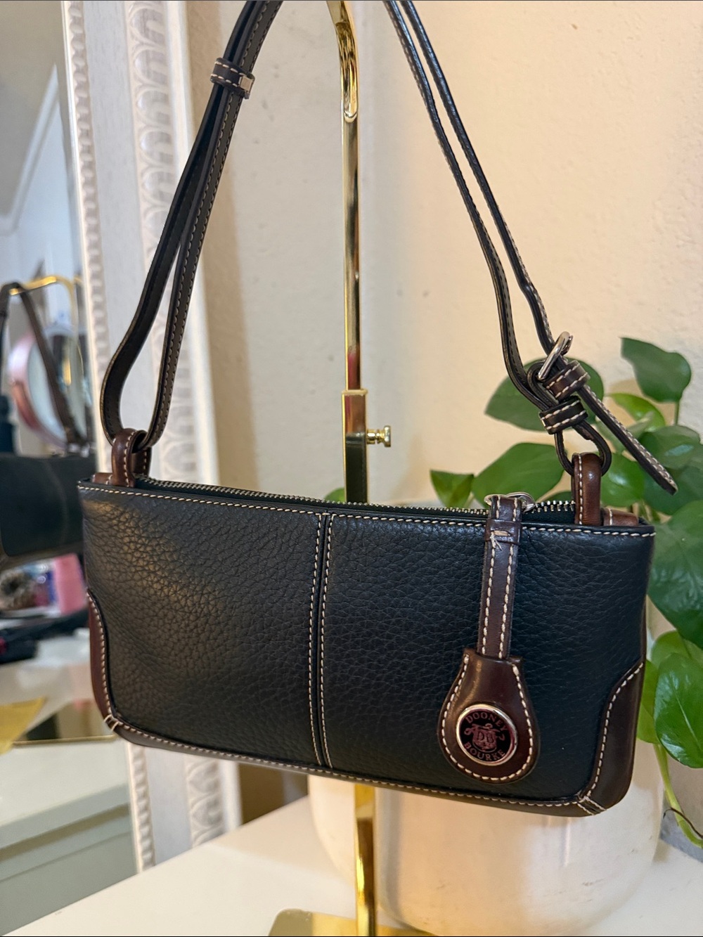 Y2K Dooney & Bourke Black Pebbled Leather Shoulder Bag with Brown Trim